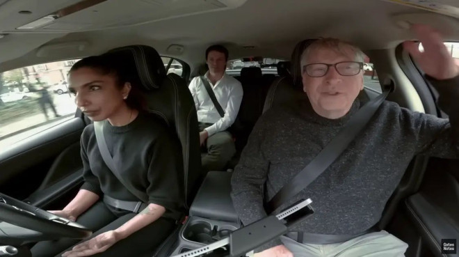 比尔·盖茨试乘自动驾驶汽车赞叹无人车会像PC一样革命- cnBeta.COM 移动版