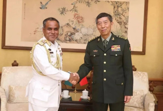 中国国防部长李尚福会见孟加拉国海军参谋长