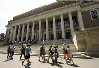 占29.9% 哈佛录取亚裔生创新高 专家担忧
