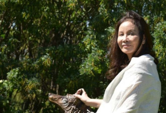 加拿大惊爆双尸案：华人女医生被捆绑扔下楼 男子自杀！网友悼念