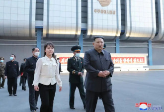 金正恩携女儿视察朝鲜“国家宇宙开发局”