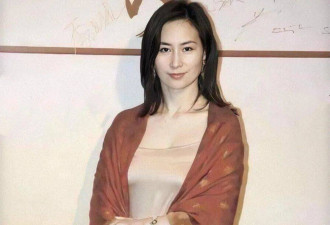 何超琼孟晚舟同框!一个曾被困国外,一个与巨星...