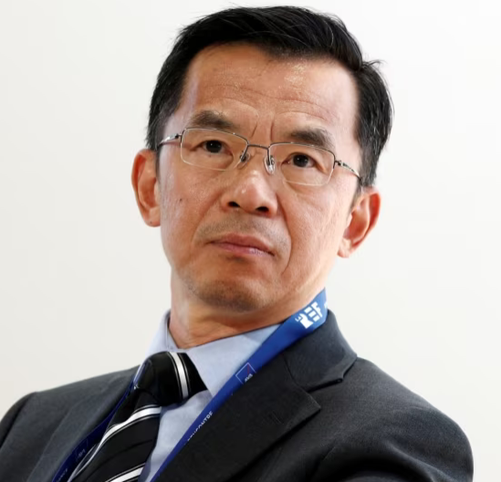 勇于发言还是无能?中国墙内外对卢沙野评价两极-6park.com