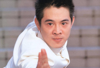 李连杰61岁妻子罕露面！双颊下垂法令纹重 ...