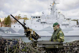 俄罗斯军舰抵近 瑞典和芬兰海军进高度戒备状态