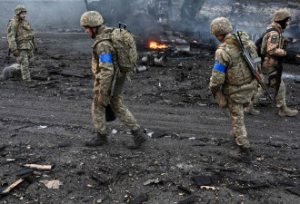 分析：乌克兰深受战争重创 人民在怒火中决不投降