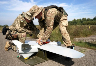 乌副总理称已培训万名无人机操作员准备“大反攻”