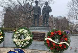 安省5名殉职警员名字被加到纪念碑上