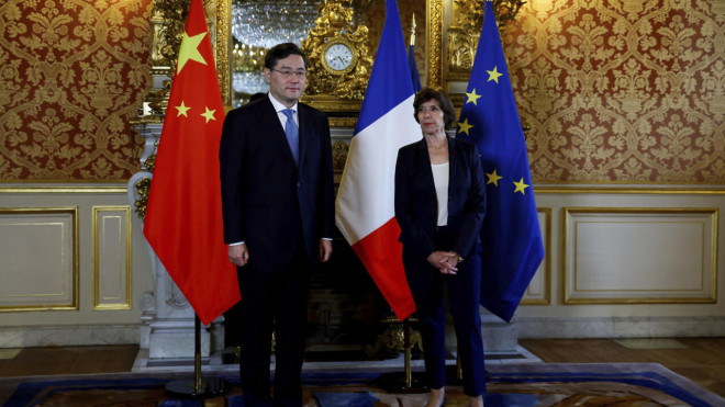 秦刚欲拉拢欧洲法德外长接力敲打