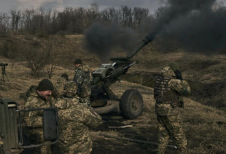 乌军巴赫姆特反击 称俄军撤退多达2公里