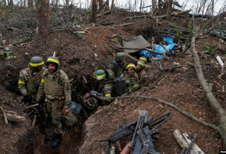 乌克兰在巴赫穆特前线开始反攻 连拔俄军多个据点