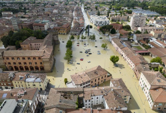 突发：41城镇淹没，2万人紧急撤离…
