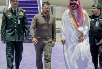 泽连斯基抵达沙特阿拉伯参加阿拉伯峰会