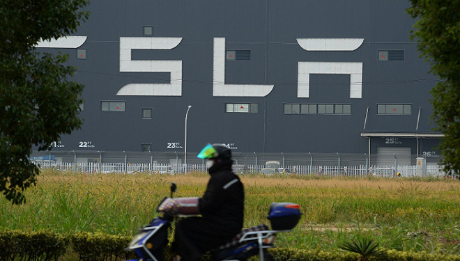 特斯拉被曝申请扩建上海工厂，Model 3改款车型试生产已进入最后准备阶段-新浪汽车