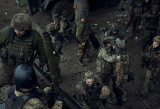 乌克兰准备对俄罗斯军队发动期待已久的反攻