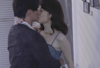 尺度大！TVB出狱男星与女艺人由门外吻到上床