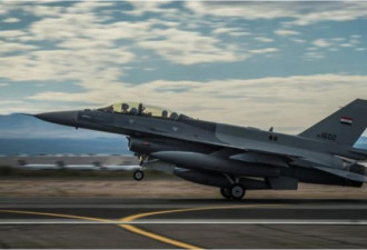 被美国坑 伊拉克买36架F-16战机 剩7架能飞？