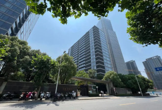 网传吴亦凡上海豪宅出售：叫价1.28亿！紧临黄浦江