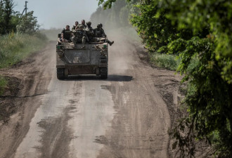 乌克兰称收复逾100平方公里国土 在巴赫穆特推进