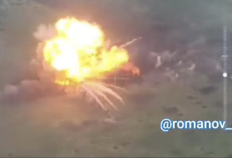 俄军出动遥控“自杀坦克”！载6吨炸药 爆炸威力惊人