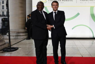 法国举办气候峰会 聚焦资助发展中国家