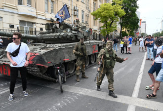 乌克兰：削弱并智取因内讧而分心的俄军