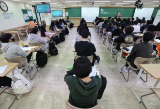 逃离体制的韩国年轻人：考公不如打工