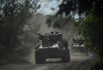 乌克兰副防长：乌东爆发激战 俄军在4地向前推进
