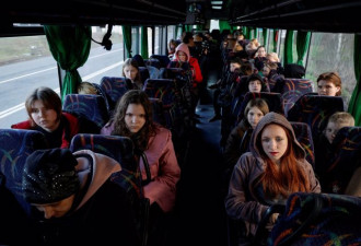 强掳乌克兰儿童 俄辩称助70万人获庇护
