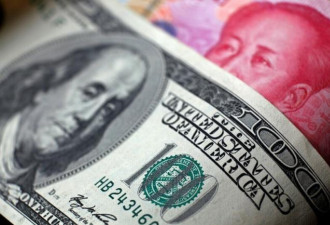 对经济的信心减弱 中国人涌入香港存美元