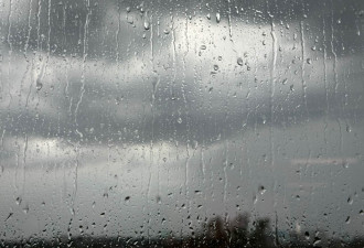 大多伦多地区强雷暴警告 万锦Hwy7乌云压城+大雨！全球破纪录高温
