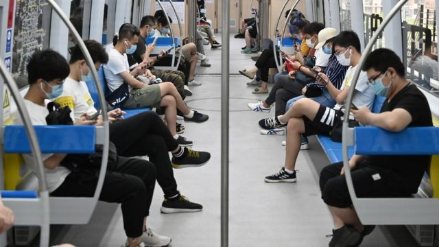 新冠疫情:北京“第二波”感染人数超200,包括一名一岁儿童- BBC News 中文