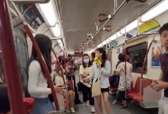 多伦多地铁男子捅人！大批华人亲历交通崩盘7小时！