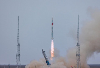 中国成功发射全球首枚液氧甲烷火箭