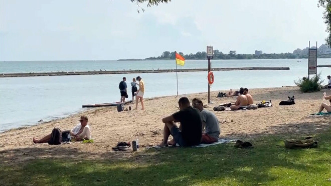 Beaches in Toronto closed due to bacteria levels | CTV News