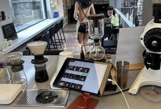 广州一咖啡店员工衣着暴露被指色情营销