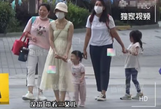 谢娜带仨女儿出街 小腹凸起疑怀孕 多人随行照顾