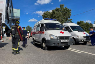 俄罗斯莫斯科商场热水管爆裂 至少4死数十伤