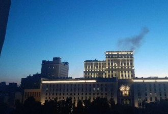 突发 莫斯科市中心建筑受两架无人机袭击