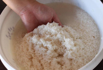 听说洗米会造成营养流失？那做饭还用洗米吗