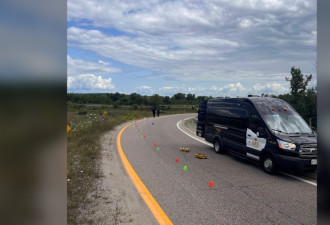 Hwy 400严重车祸 5人送医
