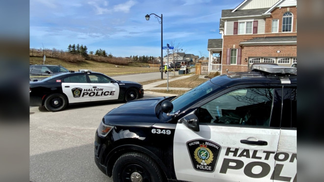 Outside of the residence following the fatal shooting in Milton, Ont. (Francis Gibbs/CTV News Toronto)