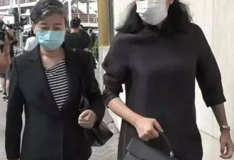 郭晶晶妈妈和婆婆罕见同框，这对亲家差别好大