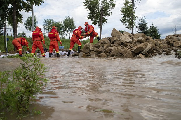 中国11条河流水位超警戒线— 普通话主页