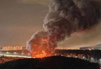 莫斯科郊外一仓库发生火灾,距俄总统官邸6.5公里