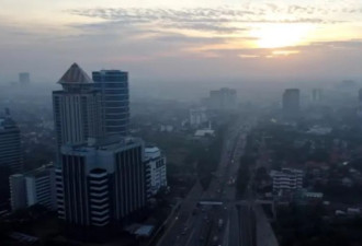 因空气污染、地面下沉逃离雅加达?印尼总统再提迁都
