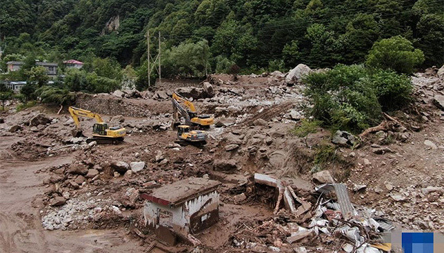 西安泥石流灾害已发现21名遇难者，仍有6人失联| 界面新闻