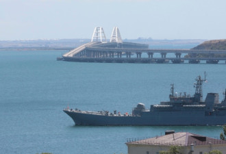 俄罗斯誓言对乌克兰攻击克里米亚大桥进行报复