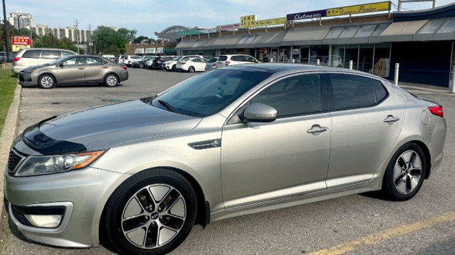 Ontario graduate buys car with rolled back odometer | CTV News