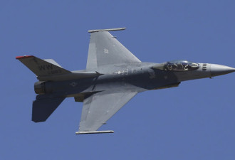 美国已批准从丹麦荷兰 派遣F-16战机至乌克兰